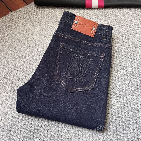 ルイ ヴィトンLOUIS VUITTON NZKLV133 ジーンズ デニムパンツ 業界高品質スーパーコピー 2025超激得高品質