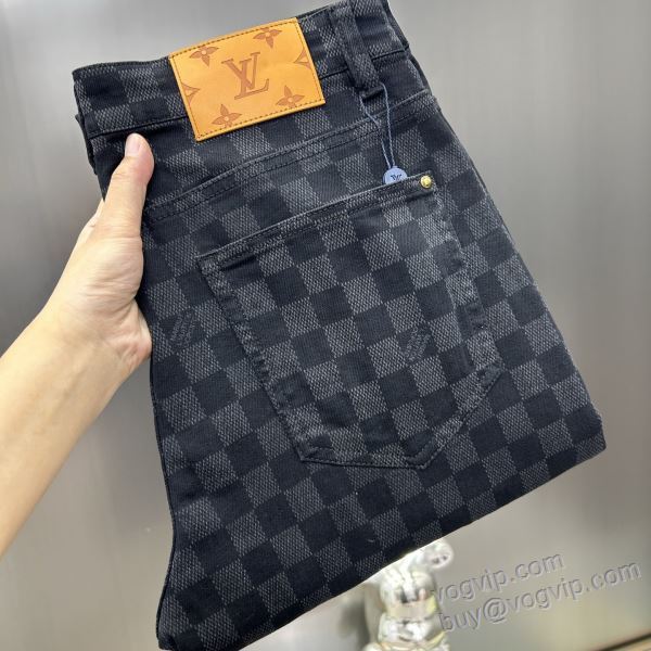 ルイ ヴィトンLOUIS VUITTONスーパーコピー NZKLV185 ジーンズ デニムパンツ 2025新作到着!