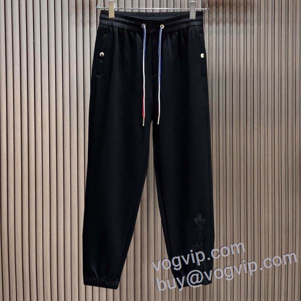 モンクレール 芸能人に愛用者続出 MONCLERコピー スエットパンツ チノパン 2025激安大特価爆買い