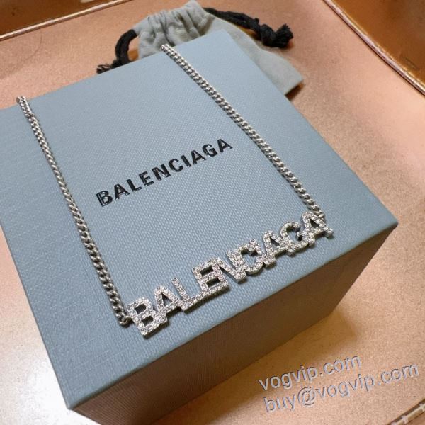 ブランド 偽物 通販 バレンシアガ BALENCIAGA 2025品質保証定番 ネックレス 大絶賛！