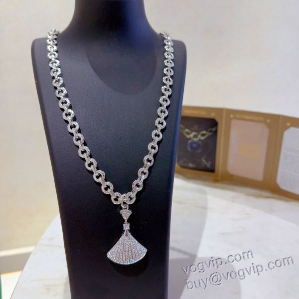 ◆モデル愛用◆ ブルガリ BVLGARI スーパーコピー 激安 ネックレス 2025年モデル入荷