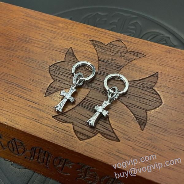 イヤリング クロムハーツ ブランド コピー 2025新款 綺麗に決まるフォルム！ ダイヤモンド ピアス ピアス