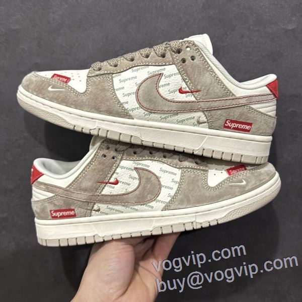 存在感のある シュプリーム ブランドコピー N1ke SB Dunk Low x Supreme スニーカー カジュアルシューズ 2025春夏季新作
