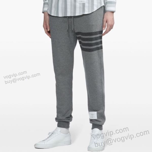 2025限定セール新品 トムブラウン THOM BROWNE TBNZK025 スエットパンツ チノパン 2色可選 VOGコピー