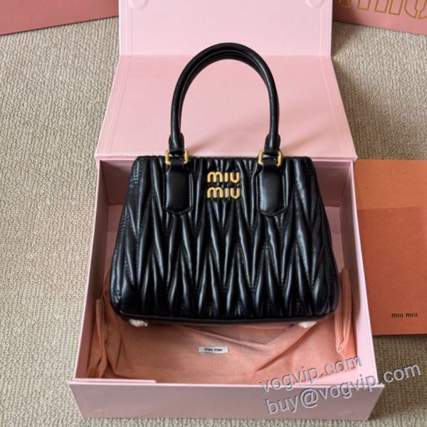ミュウミュウ MIUMIU スーパーコピー 2025お買い得セール WBAGMIU013 ハンドバッグ 5色可選 SALE!今季