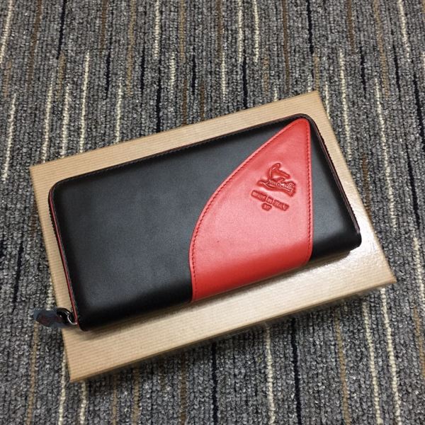 2025激安大特価定番 クリスチャンルブタン Christian Louboutinブランドスーパーコピー WQBCL021 レディース財布 長財布 定番のアイテム