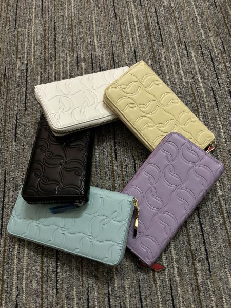 クリスチャンルブタン ブランド 偽物 通販 WQBCL044 2025最安値セール レディース財布 長財布 5色可選 お洒落に魅せる