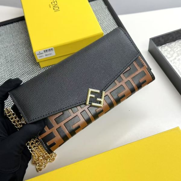著名人の着用 レディース財布 長財布 2025春夏 フェンディ スーパーコピー WQBFEN009 2色可選