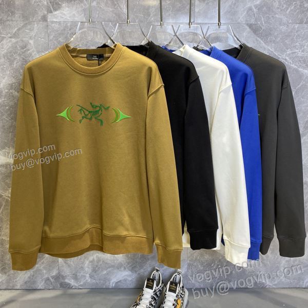 プルオーバーパーカー 2025人気定番最新作 アークテリクス コピー ブランド WTARC095 5色可選 活用できるアイテム