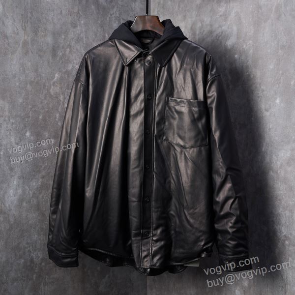 バレンシアガ スーパーコピー WTBAL163 2025年モデル入荷 革ジャケット 革ジャンパー ずっと人気?