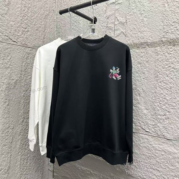 プルオーバーパーカー 2色可選 2025驚きの破格値安い バレンシアガ BALENCIAGA WTBAL225 コピー ブランド 今一番HOTな新品