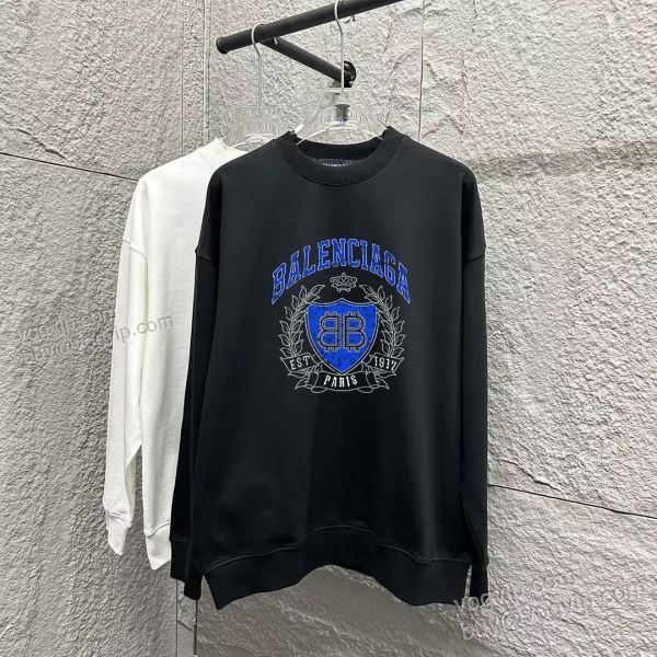 2025品質保証安い バレンシアガ BALENCIAGA WTBAL226 実用性に溢れるアイテム プルオーバーパーカー 2色可選 ブランド 偽物 通販