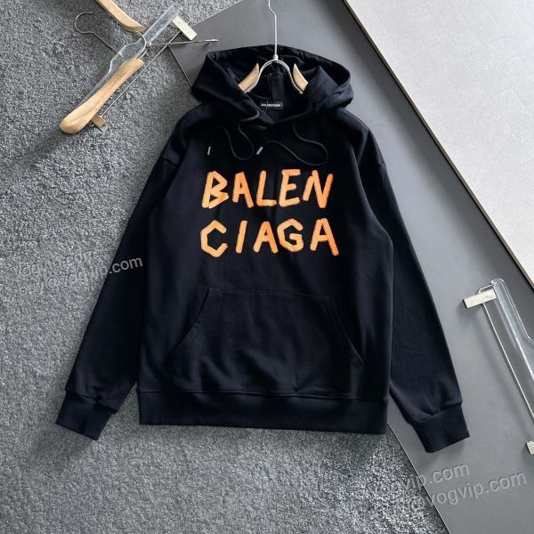 パーカー 2025数量限定大得価 バレンシアガ スーパーコピー WTBAL244 2色可選 完成度の高い逸品