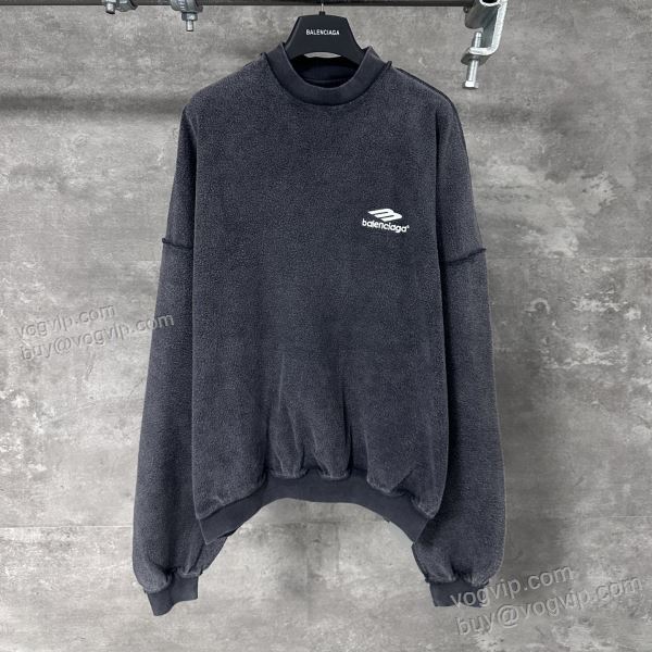 バレンシアガ BALENCIAGAスーパーコピー 激安 WTBAL259 2025最安値本物保証 プルオーバーパーカー 高級感を備えている