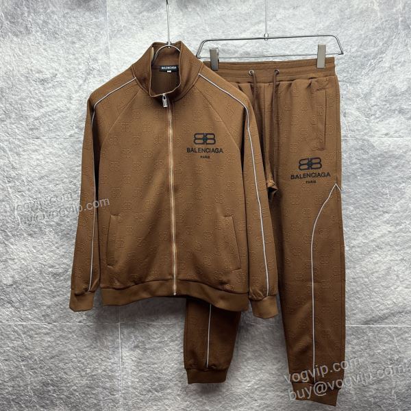 バレンシアガ スーパーコピー 激安 WTBAL287 2025お買い得品質保証 ブルゾン 上下セット 首胸ロゴ