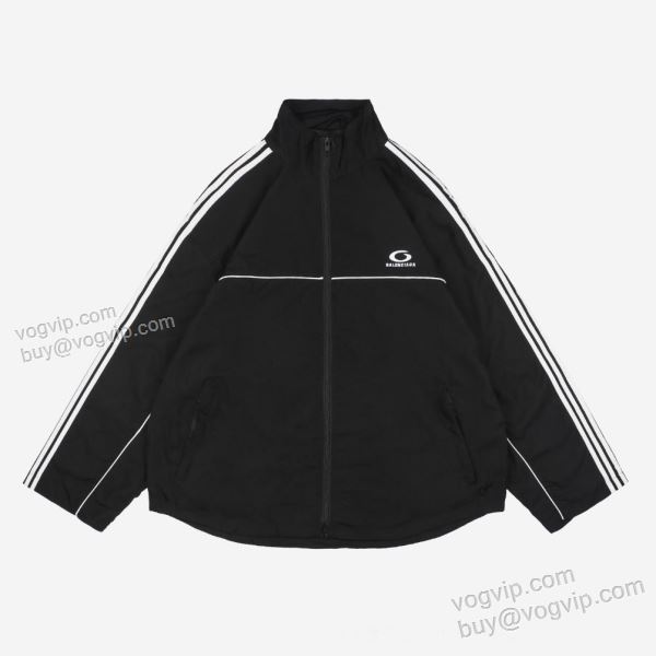2025人気セール高品質 WTBAL333 ブルゾン ジャケット、上着 バレンシアガ 偽物ブランド コスパ最高のプライス
