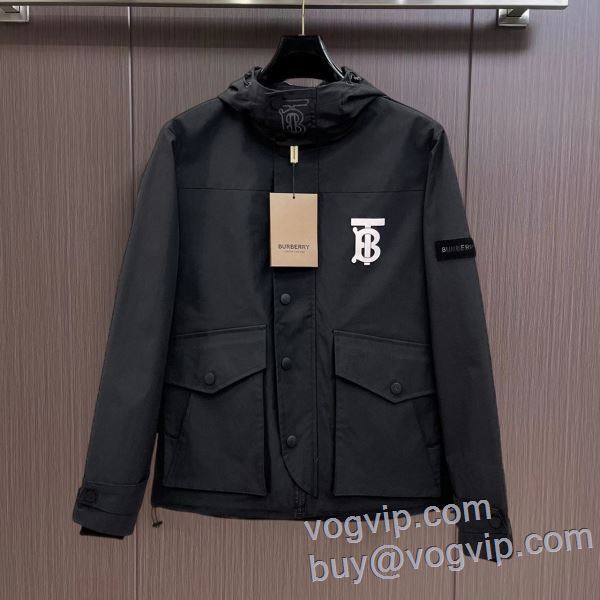 洗練を十分に演出する バーバリー BURBERRYブランドスーパーコピー ブルゾン コート 2025新商品!