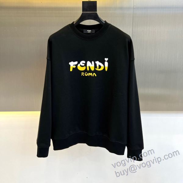 2025秋冬季超人気 フェンディ WTFEN079 プルオーバーパーカー FENDIブランド 偽物 通販