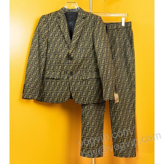 2025限定セール新品 フェンディ FENDI WTFEN212 ダブルスーツ 上下セット コピー ブランド 2色可選