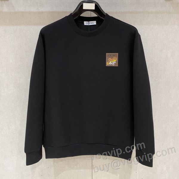 ロエベ LOEWE WTLOE032 プルオーバーパーカー 2色可選 vogブランド コピー 優良店 2025爆買いセール