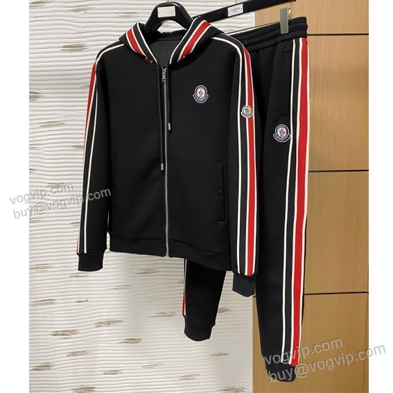 落ち着いた感覚 モンクレール コピー WTMO176 パーカー 上下セット 2025爆買い新作登場