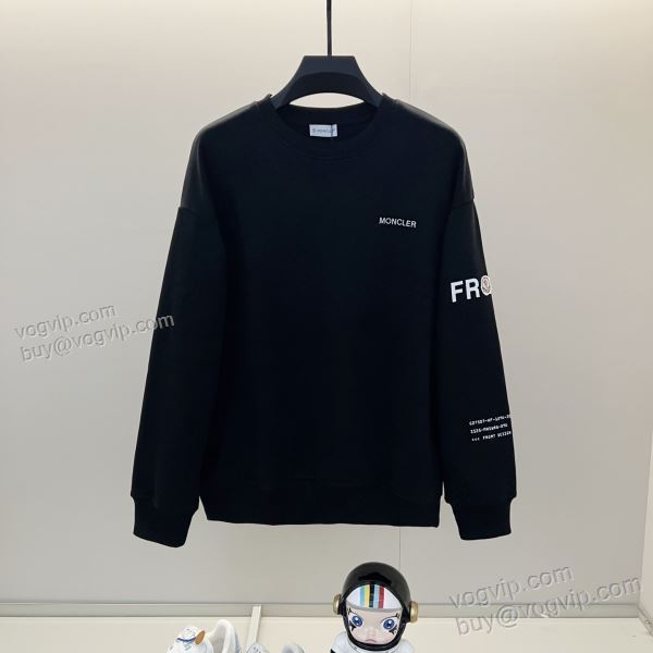 お洒落に魅せる モンクレール 偽物ブランド WTMO181 プルオーバーパーカー 3色可選 2025超激得高品質