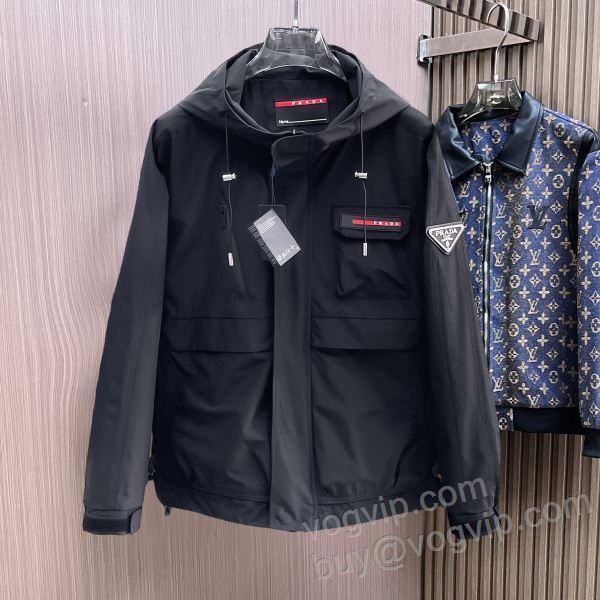 2025最新入荷 プラダ ブランドコピー WTPR304 ブルゾン ジャケット、上着