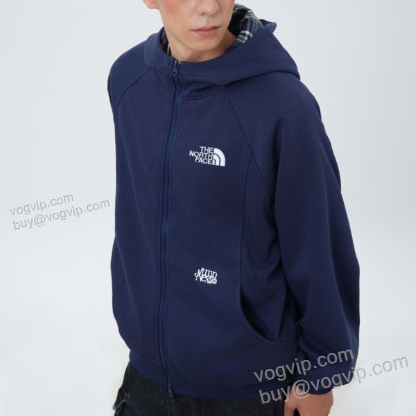 2025新商品！ ザノースフェイス THE NORTH FACEスーパーコピー WTTNF013 パーカー 2色可選 海外セレブ愛用