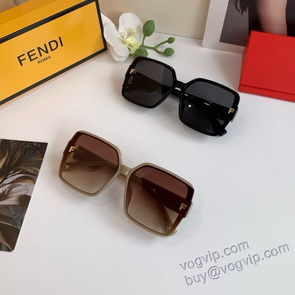 サングラス 眼鏡/メガネ 2025高級品 通販 フェンディ FENDIコピーブランド YJFEN018 2色可選 主役になる存在感
