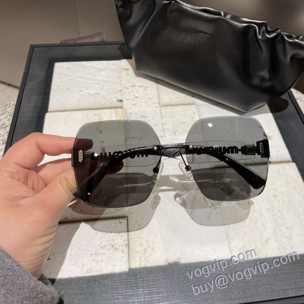 ランキング1位 ミュウミュウ MIUMIUスーパーコピー YJMIU020 サングラス 眼鏡/メガネ 2025超激得新品