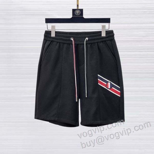 愛らしさ抜群！ モンクレール MONCLERブランドスーパーコピー 2026新商品！ DKMO021 ショートパンツ ビーチパンツ 2色可選