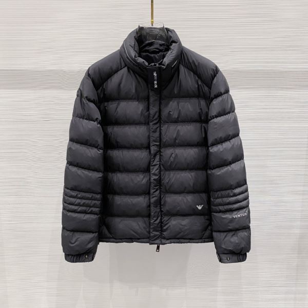 2026高級品 通販 厳しい寒さに耐える アルマーニ コピー MYAR003 セレブ愛用の超人気商品 ダウンジャケット