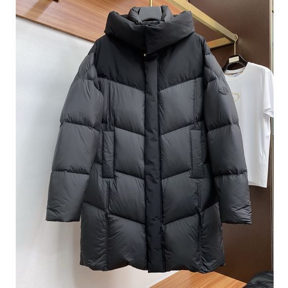 モンクレール ブランドコピー MYMO023 2026爆買い大人気 軽量ダウン ダウンジャケット 洗練を十分に演出する