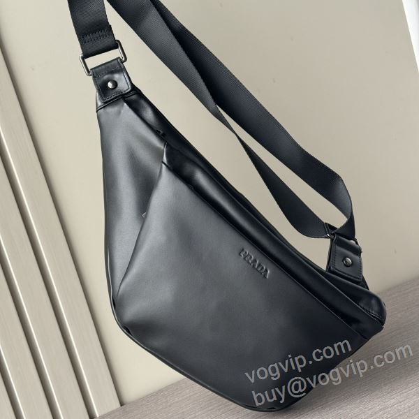 プラダ PRADAブランドスーパーコピー NBAGPR043 売れ筋のいい ショルダーバッグ 斜め掛けバッグ メンズバッグ 2026爆買い豊富な