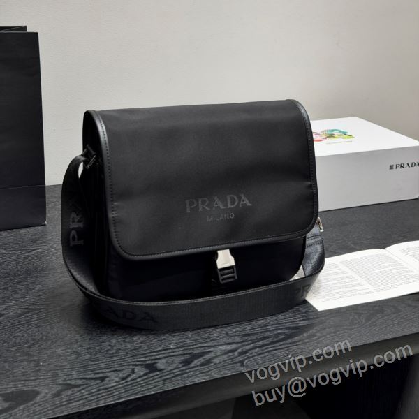 プラダ PRADAスーパーコピー 激安 2026春夏季超人気 NBAGPR061 ショルダーバッグ 斜め掛けバッグ メンズバッグ 人気商品登場