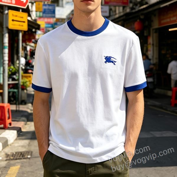 大絶賛！ バーバリー BURBERRYスーパーコピー 激安 2026HOT本物保証 NXZBU083 半袖Tシャツ 2色可選