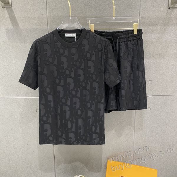 ディオール DIORコピー ブランド 2026超人気新品 NXZDIOR110 上下セット 半袖Tシャツ お洒落な存在感