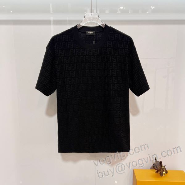 首胸ロゴ フェンディ ブランドコピー NXZFEN011 半袖Tシャツ 2色可選 2026新商品！