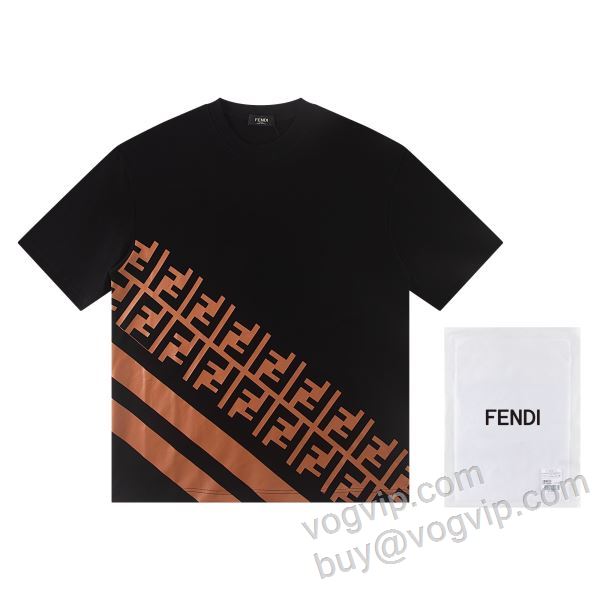 フェンディ 2026新商品！ NXZFEN012 半袖Tシャツ 2色可選 FENDIブランドコピー 人気商品