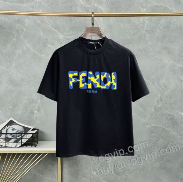 抜群な楽チン感ある大定番 フェンディ ブランドコピー 2026春夏季超人気 NXZFEN065 半袖Tシャツ 2色可選