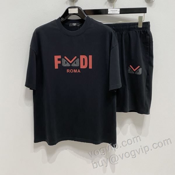 2026年モデル入荷 フェンディ FENDIブランド 偽物 通販 コーデ 知的なムードを演出 NXZFEN070 上下セット 半袖Tシャツ 2色可選