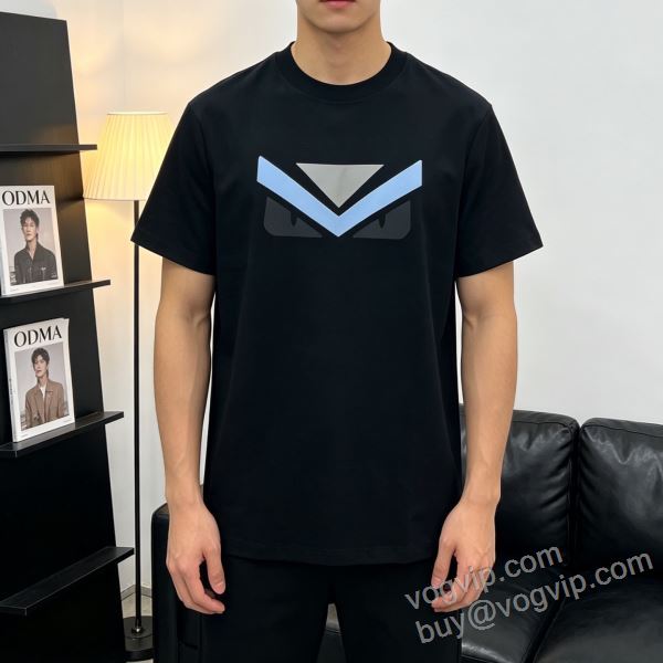 半袖Tシャツ フェンディ ブランドスーパーコピー 2026激安大特価新作 NXZFEN111 2色可選 首胸ロゴ