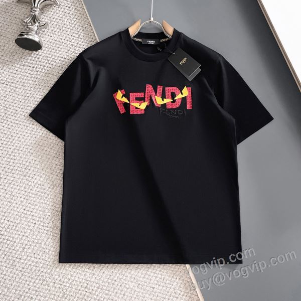 重宝するアイテム フェンディ FENDIコピー ブランド 2026数量限定本物保証 NXZFEN116 半袖Tシャツ 2色可選