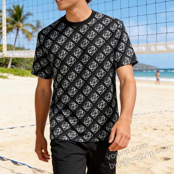 ロエベ スーパーコピー 2026限定セール品質保証 NXZLOE060 半袖Tシャツ 2色可選 TOPセラー賞受賞！