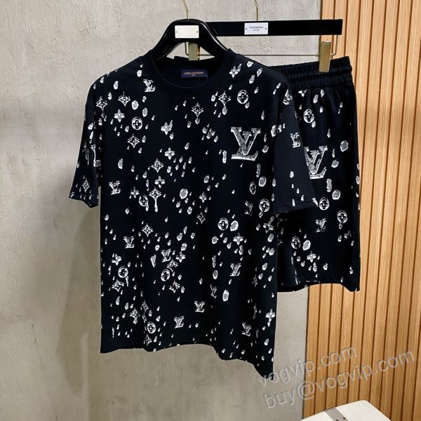 2026驚きの破格値大人気 ルイ ヴィトンコピー NXZLV220 上下セット 大好評 半袖Tシャツ 2色可選