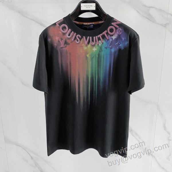 ルイ ヴィトン LOUIS VUITTONスーパーコピー 激安 2026新商品！ NXZLV234 半袖Tシャツ 2色可選 大人気アイテム！入手困難