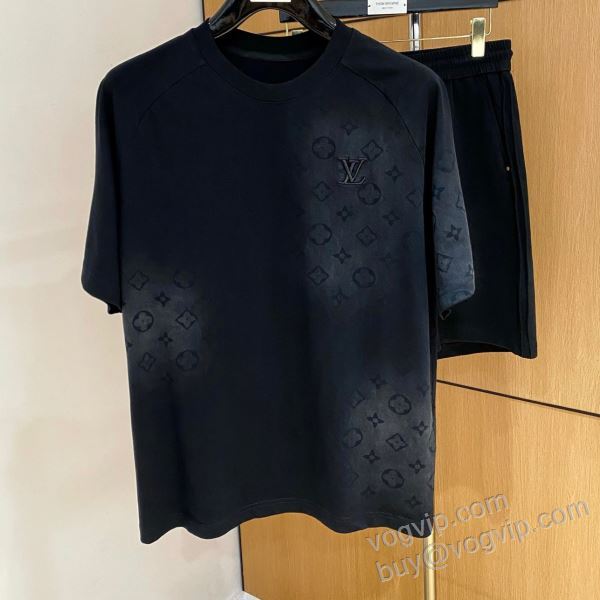 ルイ ヴィトンコピー 2026最安値お買い得 NXZLV242 上下セット 半袖Tシャツ もっとも高い人気を誇る