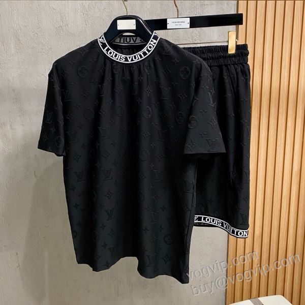 ルイ ヴィトン LOUIS VUITTONコピー ブランド 2026HOT人気セール NXZLV254 上下セット 半袖Tシャツ 優しい色合い