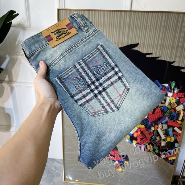 バーバリー 2026春夏季超人気 NZKBU016 ジーンズ デニムパンツ BURBERRYブランド 偽物 通販 完売品！