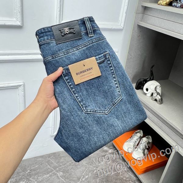 存在感◎ バーバリー BURBERRY NZKBU056 VOGコピー ジーンズ デニムパンツ 2026超激得新作登場